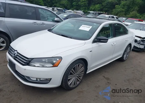 2015 Volkswagen Passat 1.8T Sport from USA, damaged, VIN 1VWBS7A37FC095181